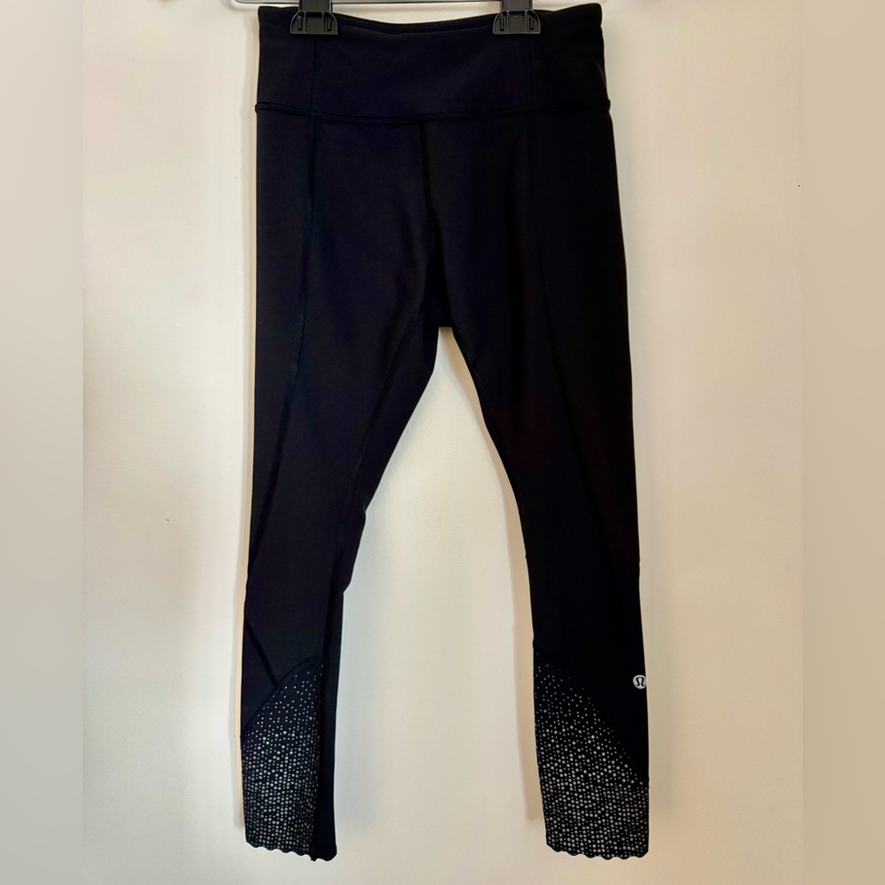 Lululemon Women’s Speed Up Leggings, Size 4 - Picture 4 of 6